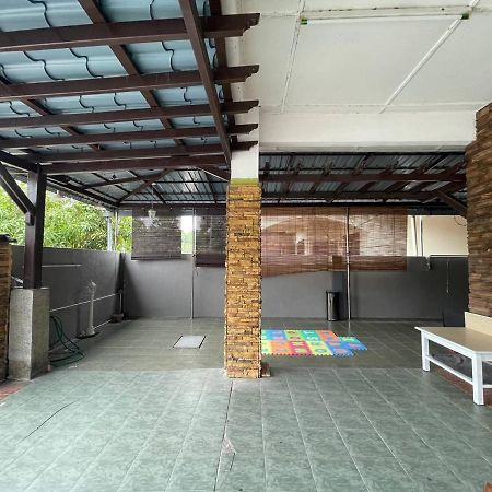 Venice Raudhah Guest House Lumut Exteriör bild